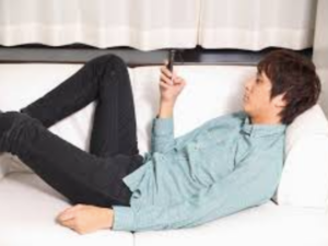 前髪が割れるのはM字ハゲの前兆？